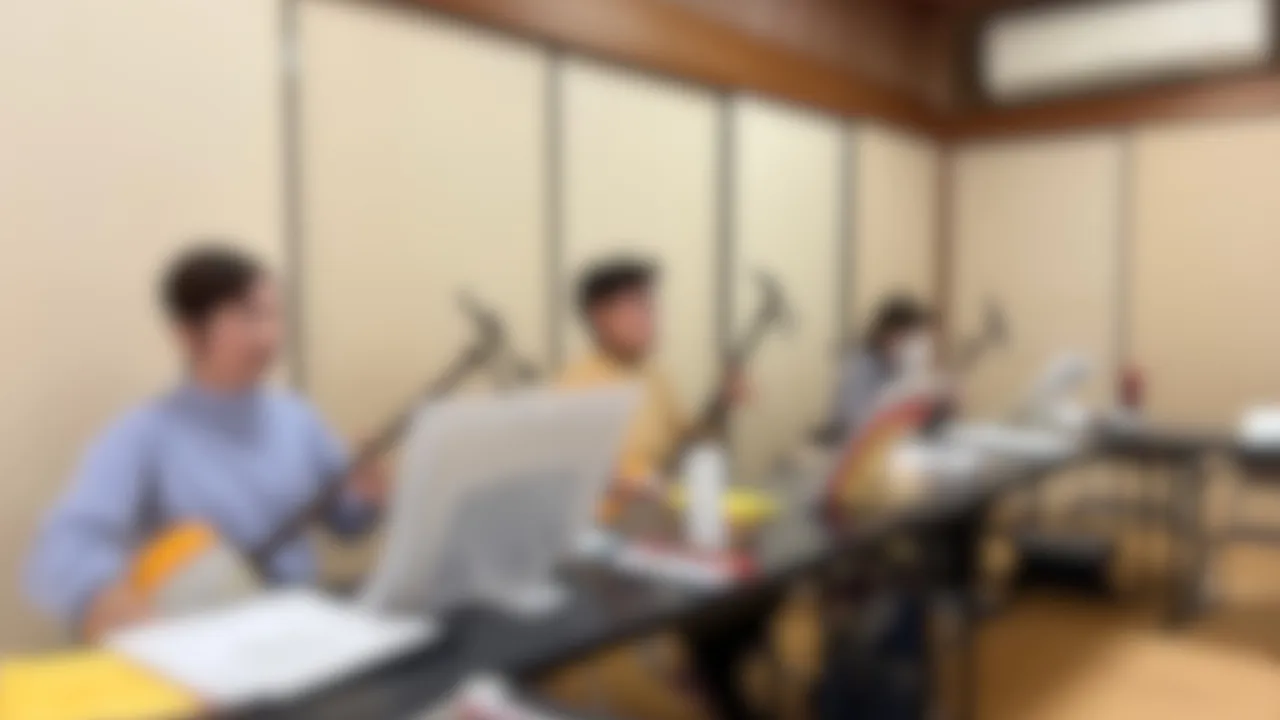 三味線レッスンの様子